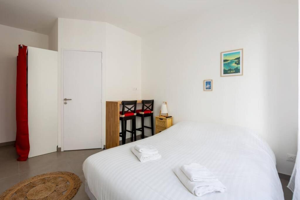 La Chambre Liberte 2, Sdb Privative Et Tv, Cuisine Salon Partages, Confort Et Hypercentre Breszt Kültér fotó